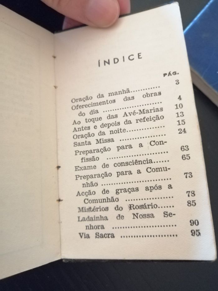 Livro de Missa e Devocionario de 1957