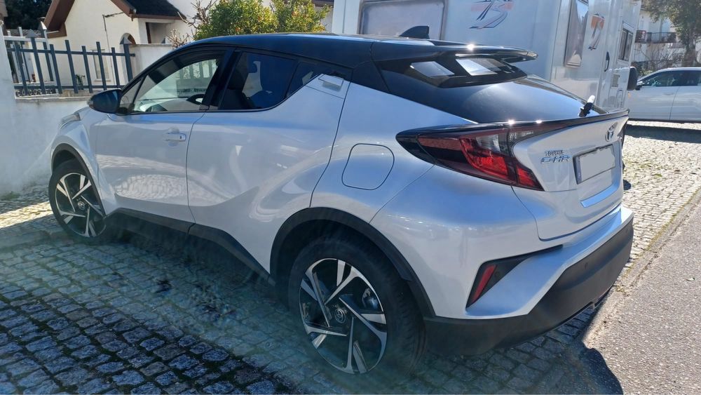 Toyota C-HR 1.8 Hybrid Square Collection