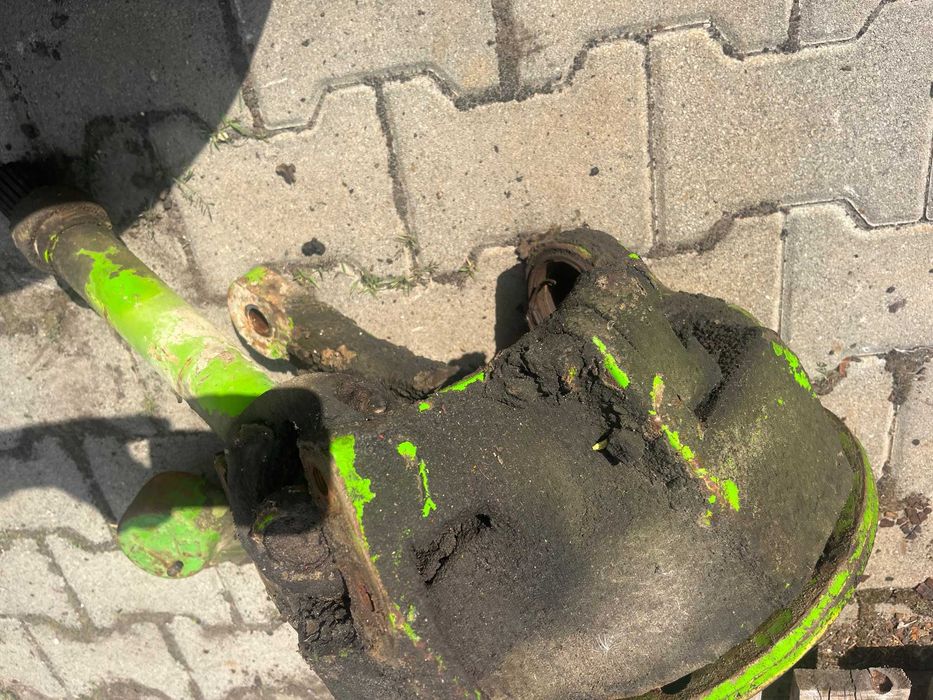 Zwolnica, półośka do ładowarki teleskopowej Merlo