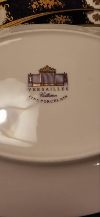 Servico de mesa em porcelana fina “Versailles”