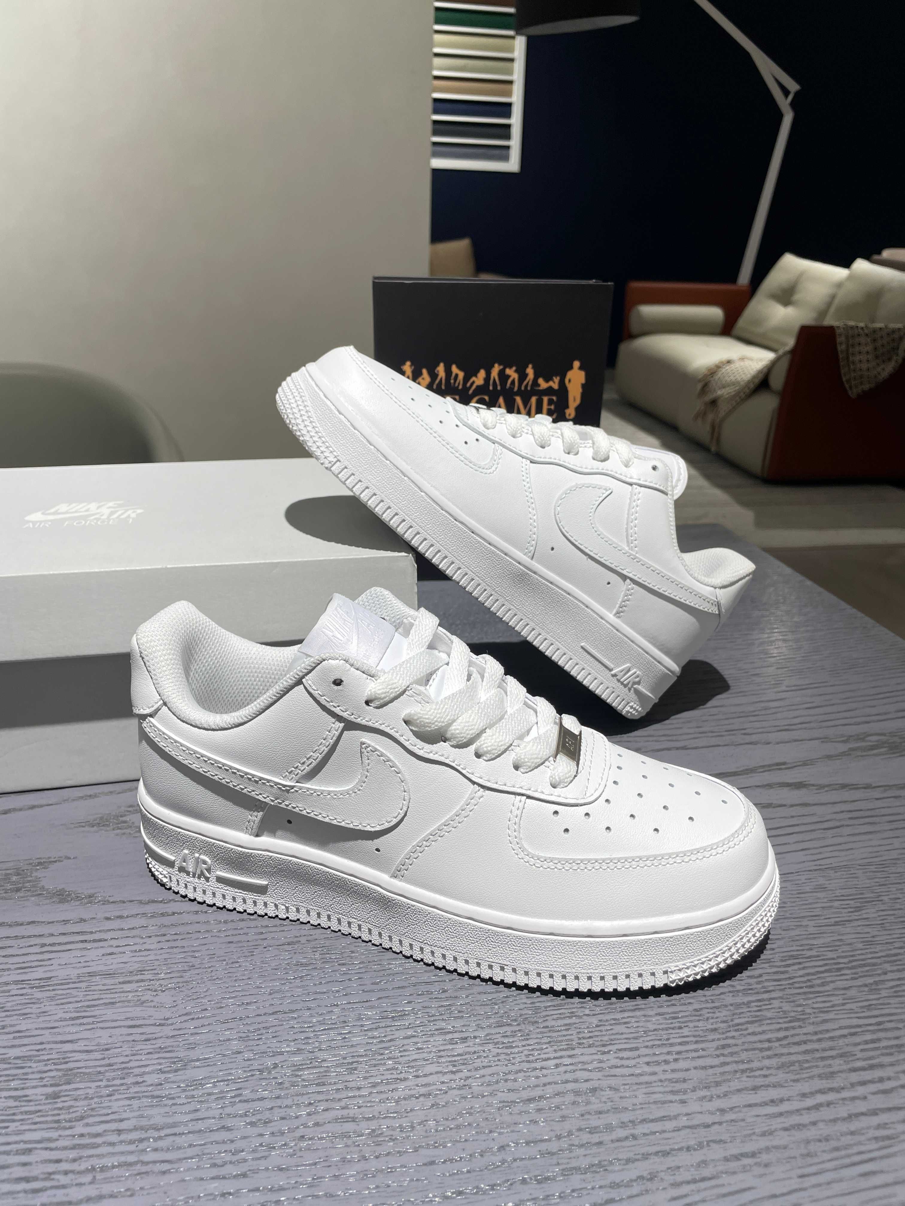 Nike Air Force 1 Low '07 White  „Buciki” dla dzieci.43