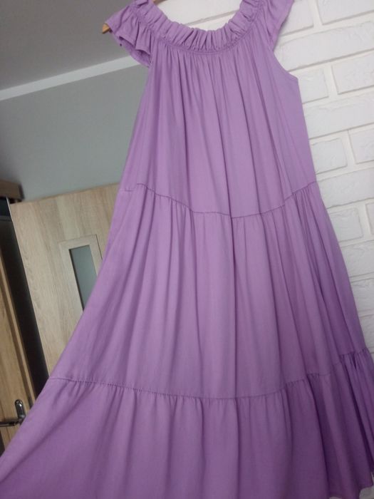 Piękna liliowa sukienka roz uni butik