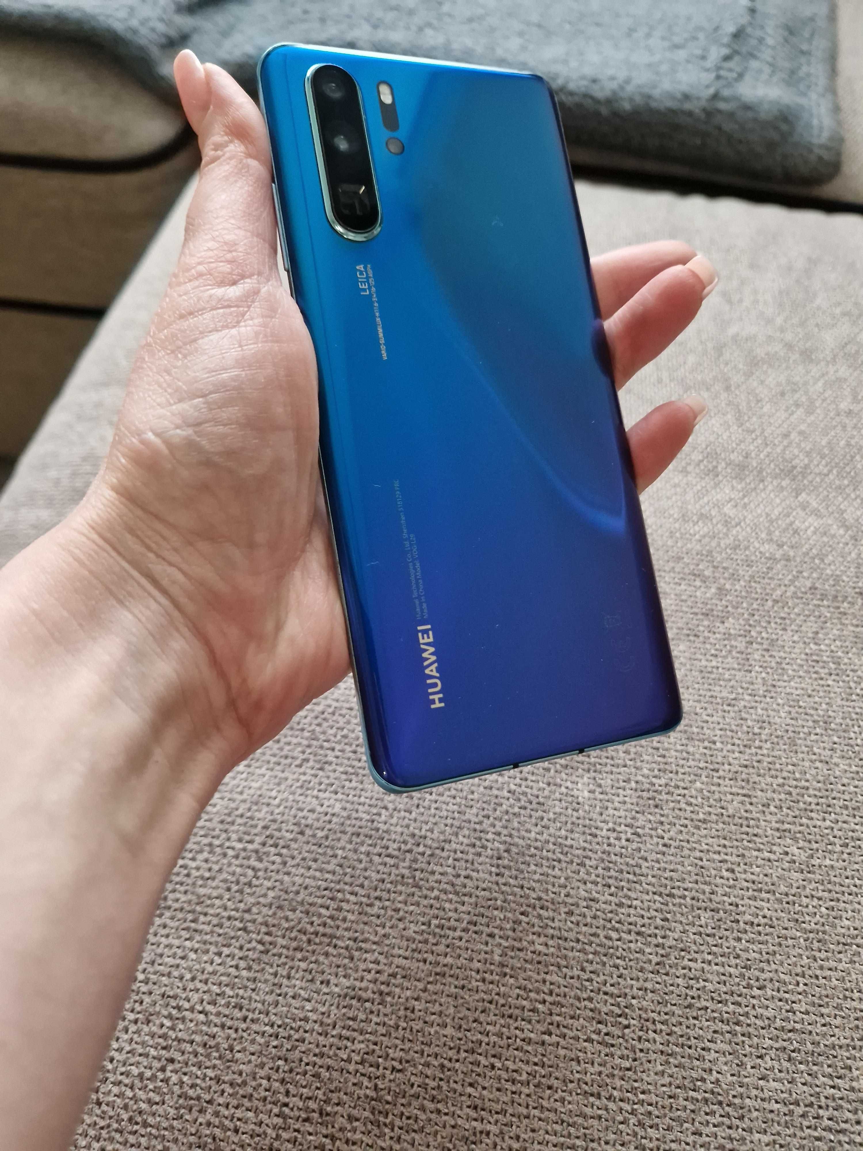 Смартфон Huawei P30 Pro