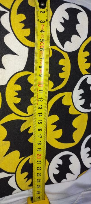 Ładna czapeczka wiek 9 -13 lat Stan bardzo dobry