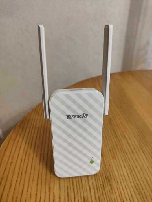 Підсилювач/ретранслятор Wi-Fi Tenda A9