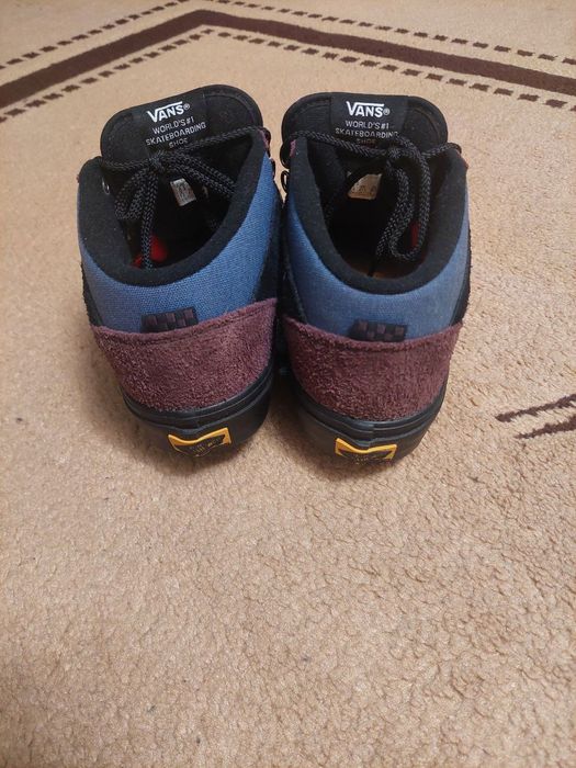 Кросівки / Кеди Vans