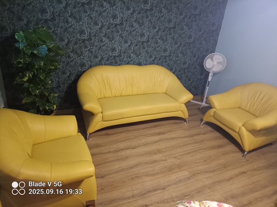 Komplet wypoczynkowy sofa+fotele