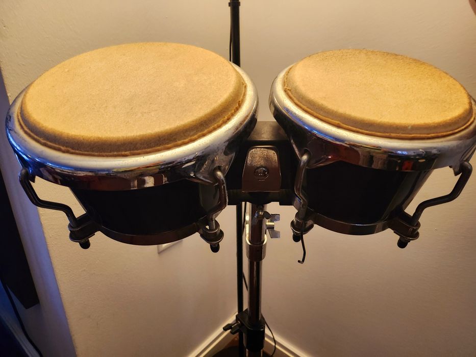 Bongos com suporte e saco medeli