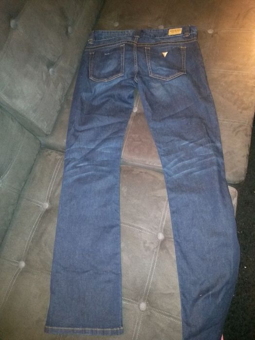 Guess spodnie rozmiar 30