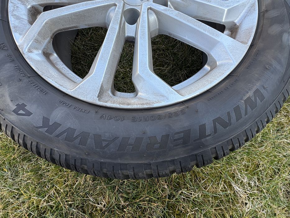Koła zimowe R18 Toyota RAV4 – komplet felg i opon