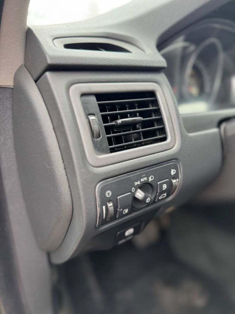 Volvo V70 2013 2.0Т