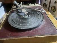 Gramofon Ziphona bez pokrywy