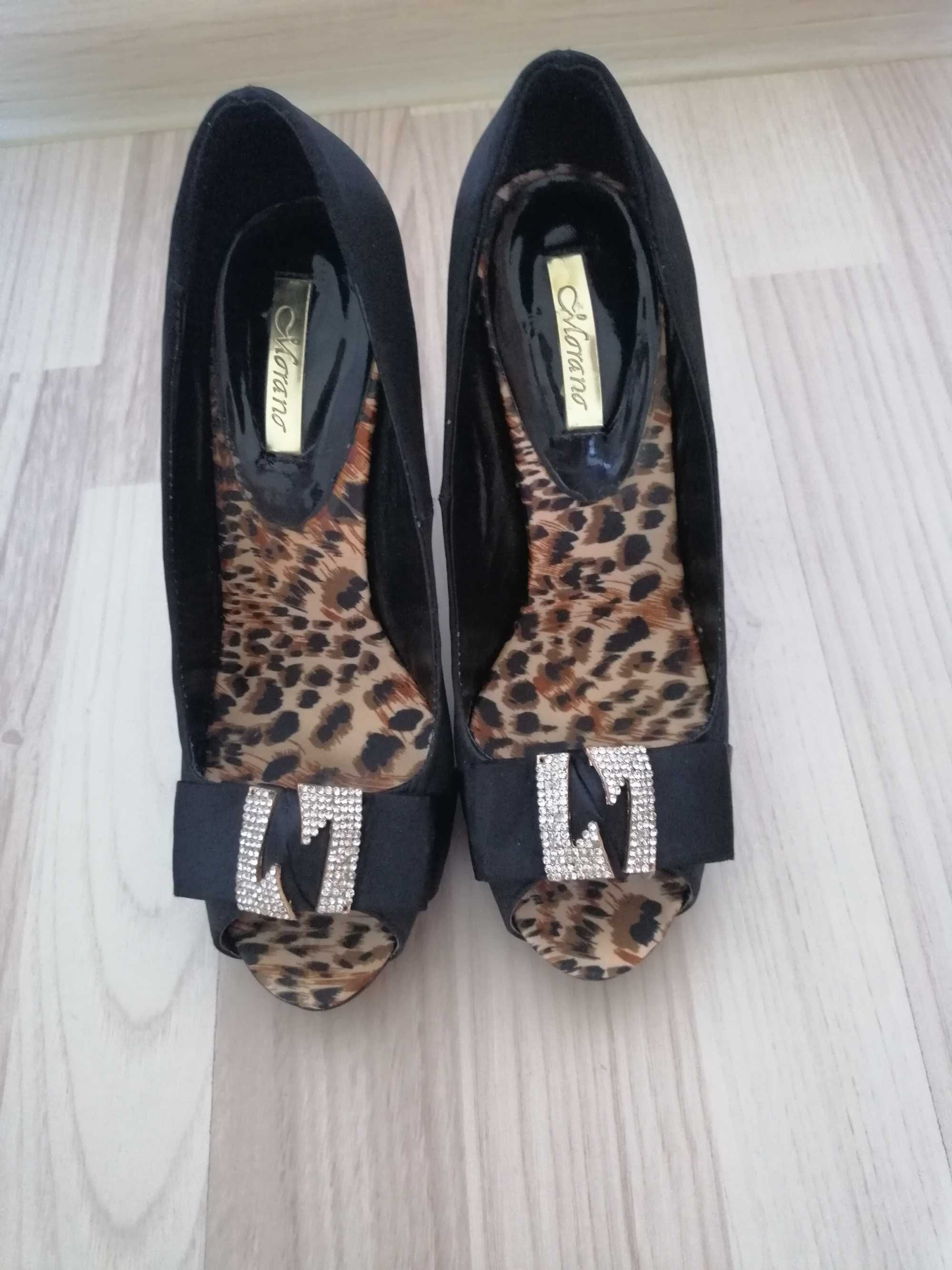 Buty damskie