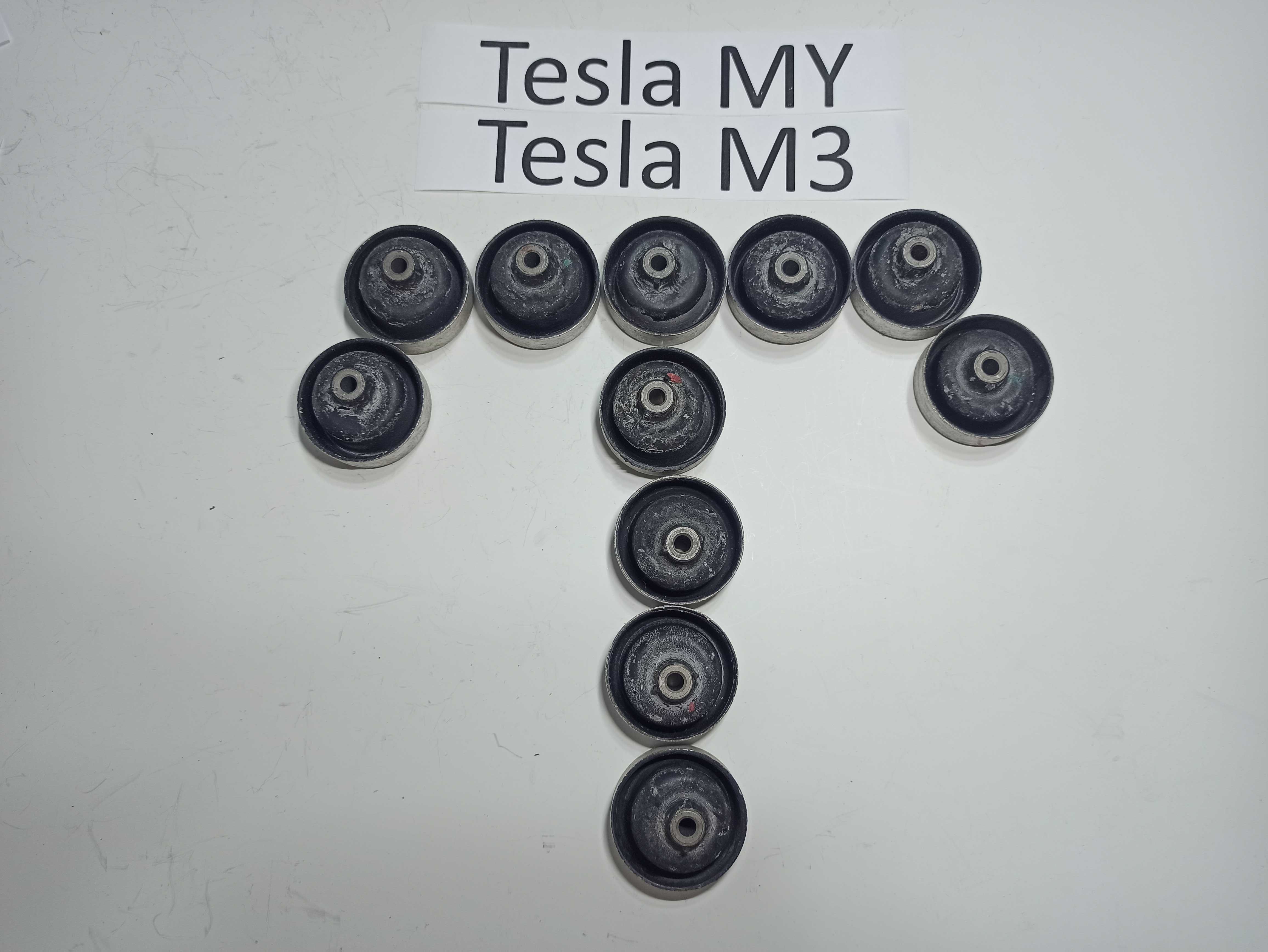 Сайлентблоки передніх важелів, теплового насоса Tesla M3 MY
