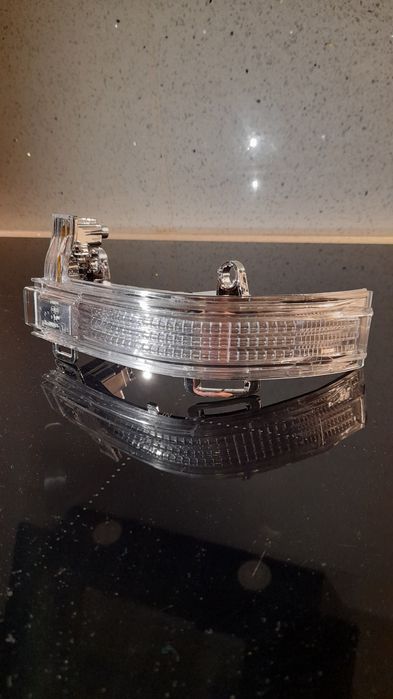 Pisca retrovisor direito, VW Crafter 2