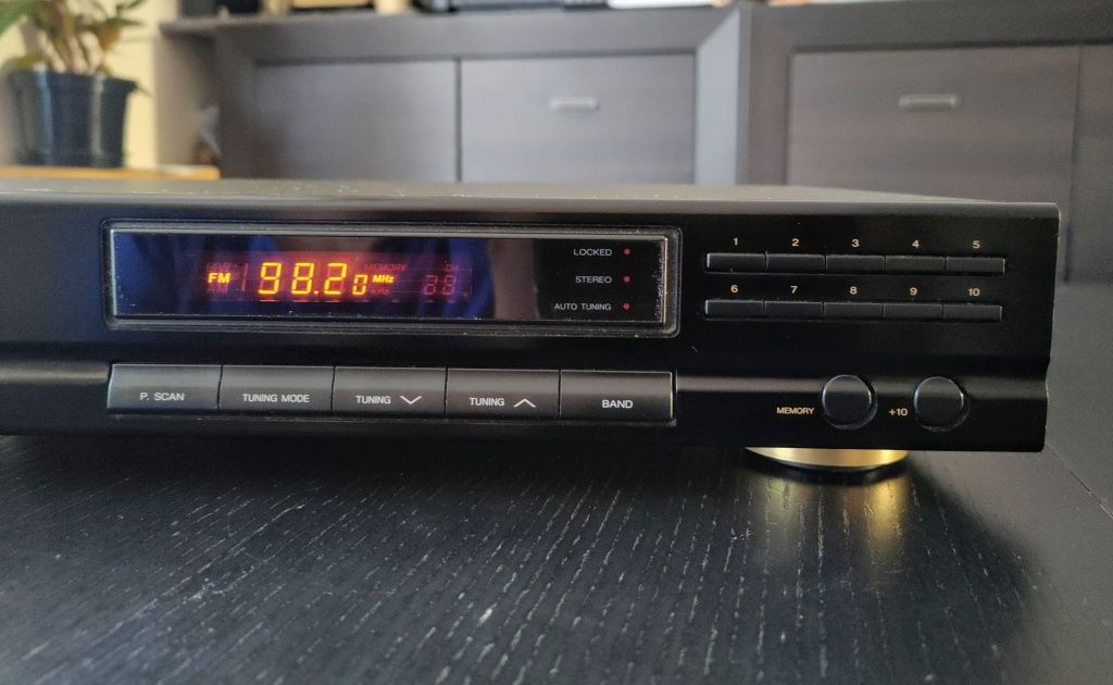 Tuner SANSUI tu-x317 vintage klasyk