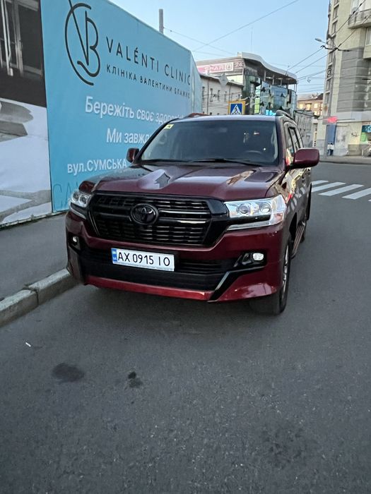 Toyota Land Cruiser 200