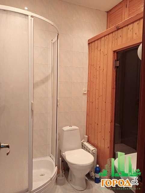 Будинок на ділянці 7 соток. Вулиця Добровольчих батальйонів