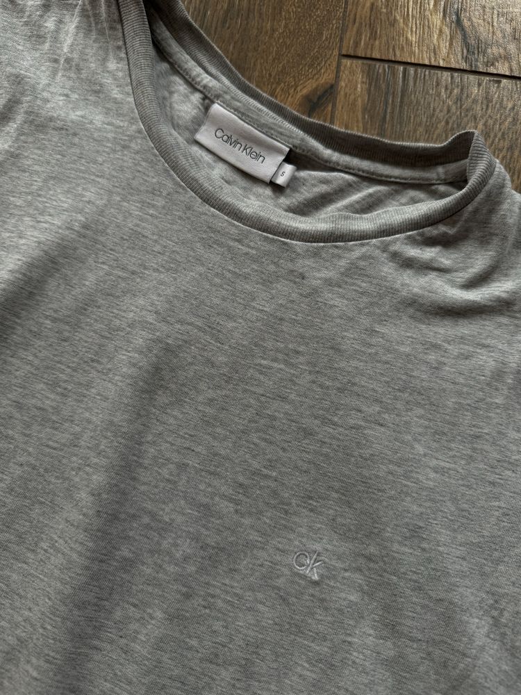 Koszulka Calvin Klein rozmiar S / M