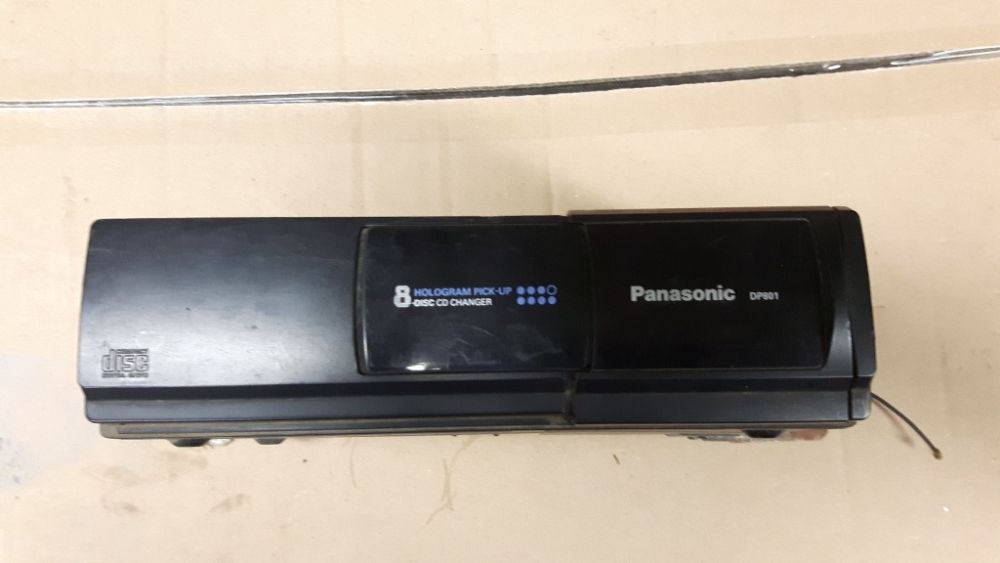 Zmieniarka CD Panasonic DP801