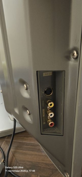 Телнвізор LG rt42px 10