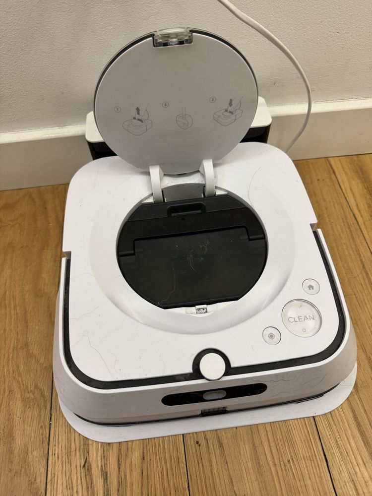 iRobot Braava Jet M6