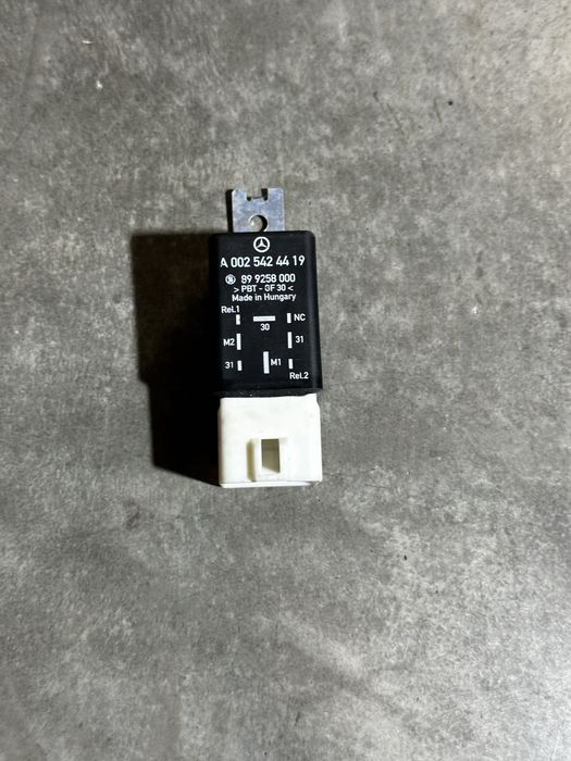 Реле регулятор вентилятора кондиціонера віто віано W639 vito vaino