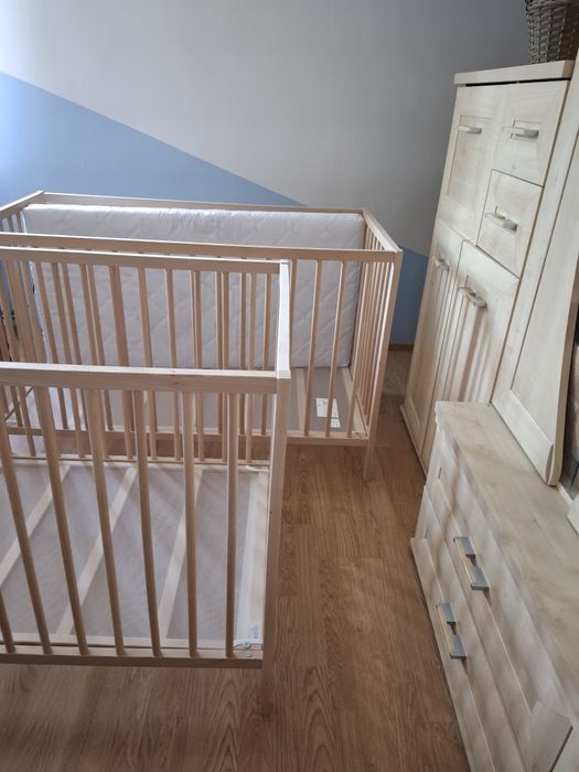 Łóżeczko niemowlęce drewniane Singlar 120x60 + materac
