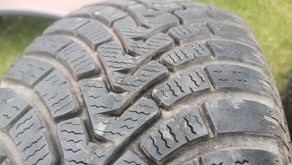 Opony zimowe 17 225/65/17 Continental 8mm okazja