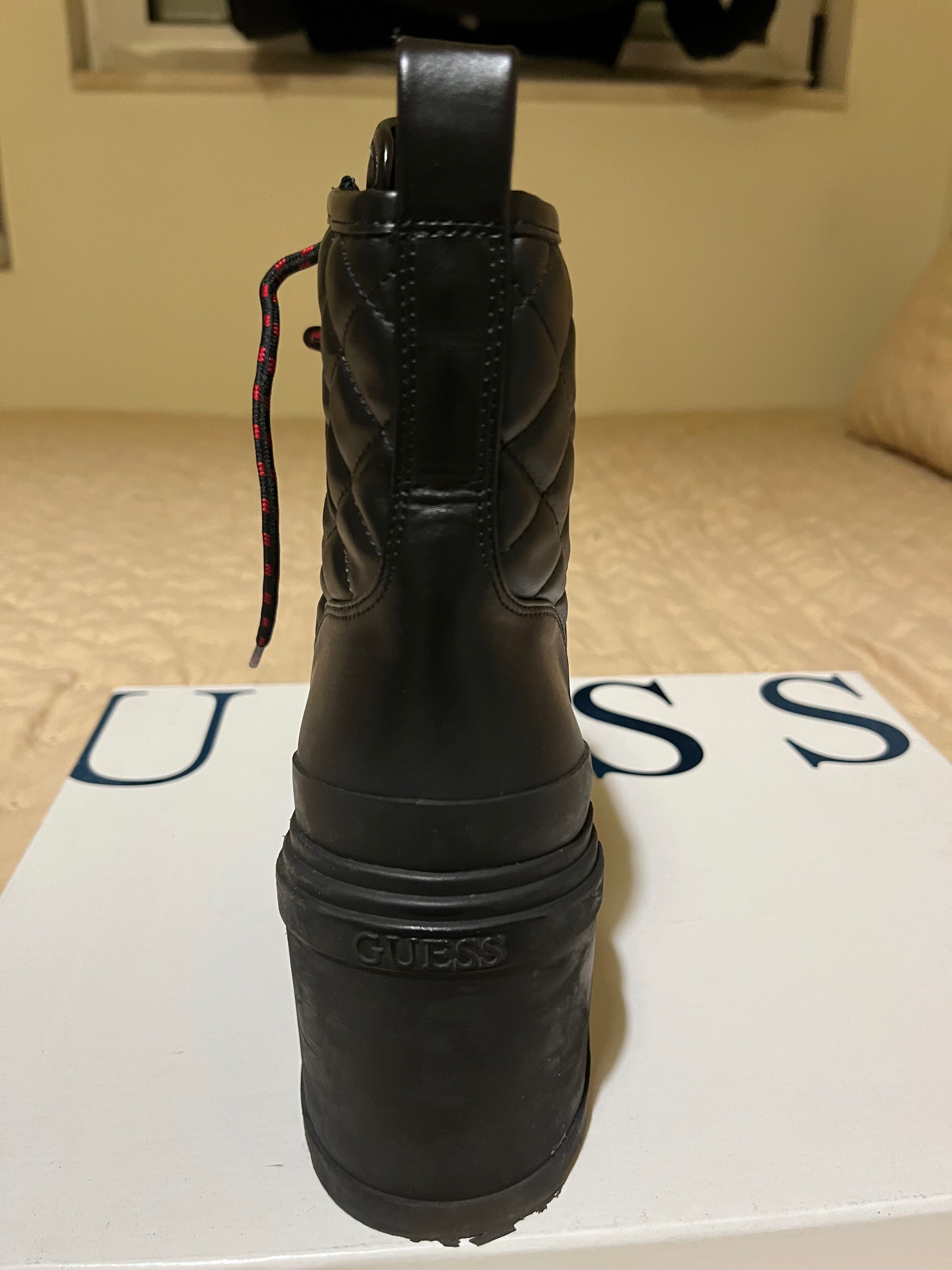 Botas Guess pretas