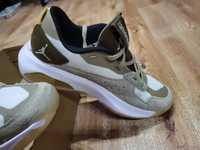 Buty JORDAN air 200E