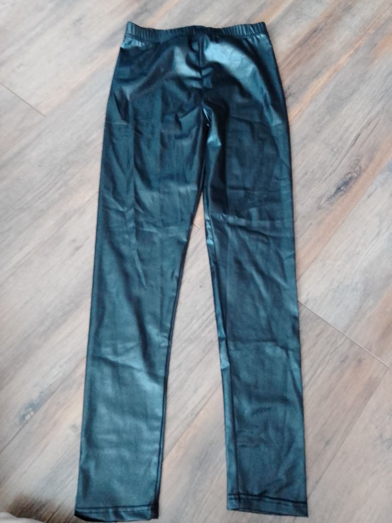 Nowe legginsy damskie rozmiar M