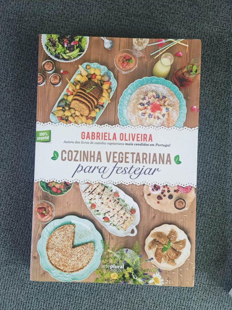 Vendo Livros cozinha vegetariana (Gabriela Oliveira)