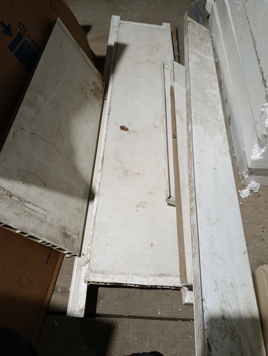 Продам залишки пінопласту і підложеку під ламінат і підвіконики