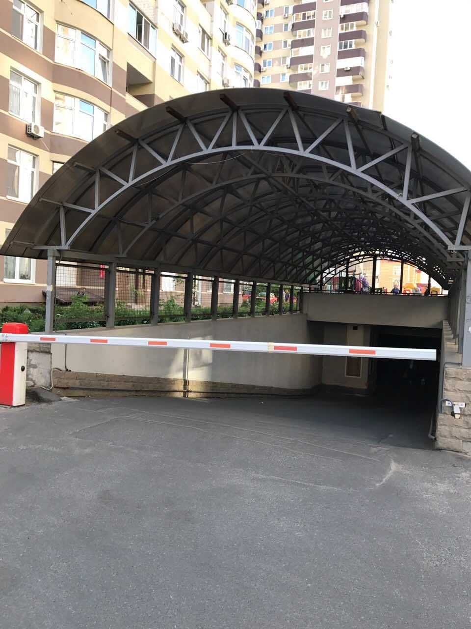 Оренда паркомісця в підземному паркінгу, Григоренка 18-В
