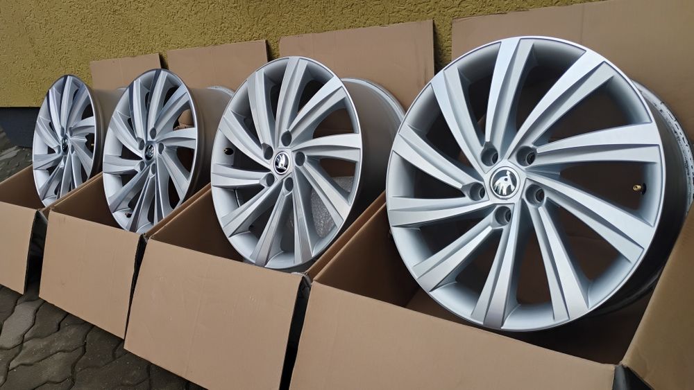 Felgi Skoda 18 Octavia IV 5E3 ET48 7,5J VW 5x112