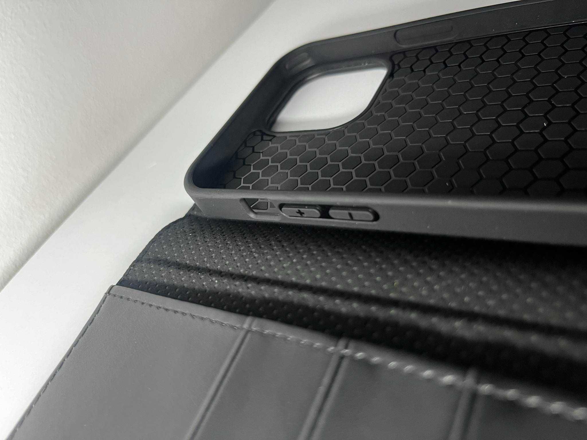 Etui TUCCH iPhone 13 pro max