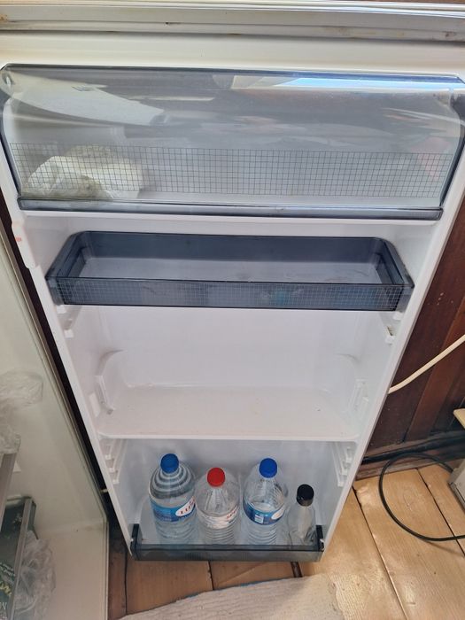 Frigorífico  Zanussi usado modelo antigo em estado razoável
