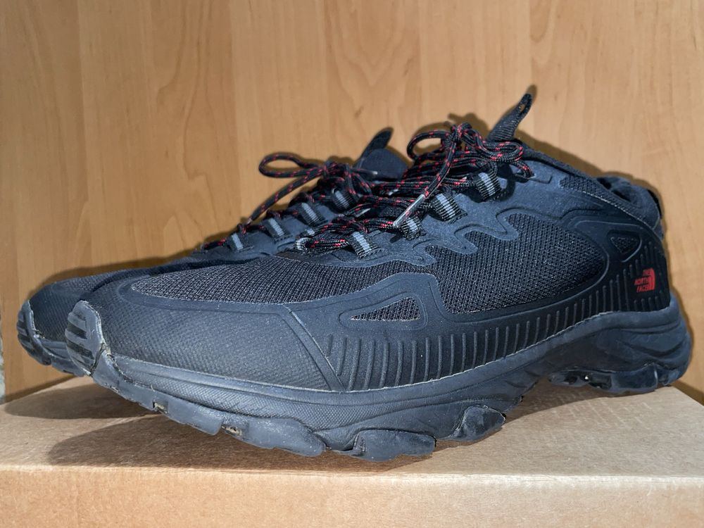 Термо кроссовки The North Face Future Life, 45/46 б/у