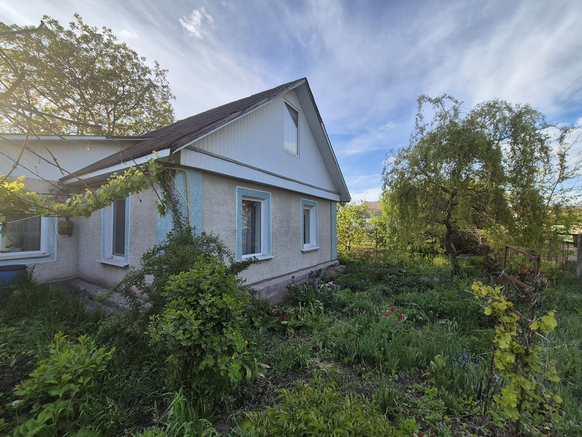 Продам будинок с Озірне