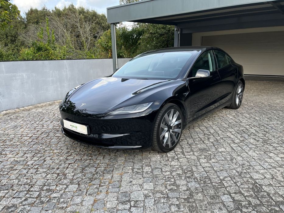 Tesla Model 3 Long Range AWD Dual Motor