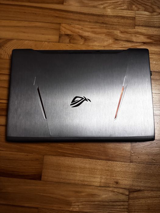 Asus ROG Strix GL702VM / i7 / 24GB RAM / GTX 1060 6GB / SSD+HDD