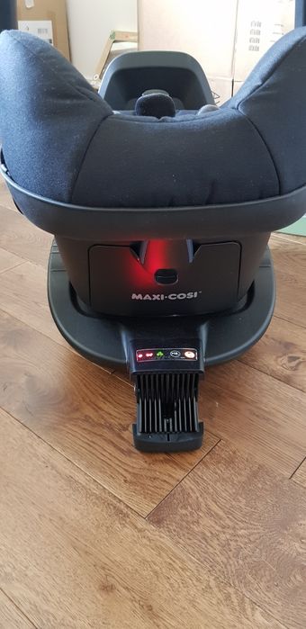 Fotelik Maxi Cosi z bazą
