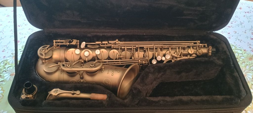 Saxofon altowy Draco Enes