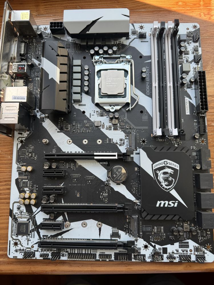 Продам материнскую плату b250 krait gaming lga 1151