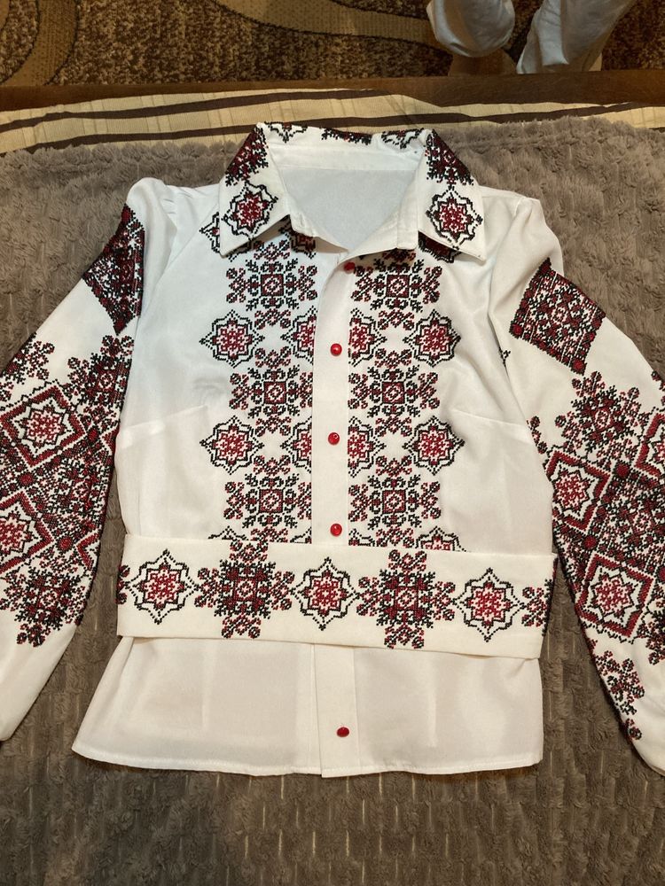 Сорочка вишита бісером
