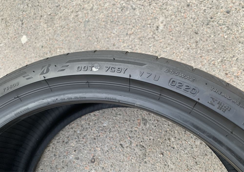 Шини Bridgestone Potenza S005 235/35 R19