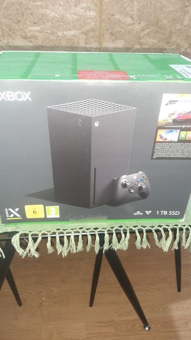 Vendo Xbox series X em excelente estado