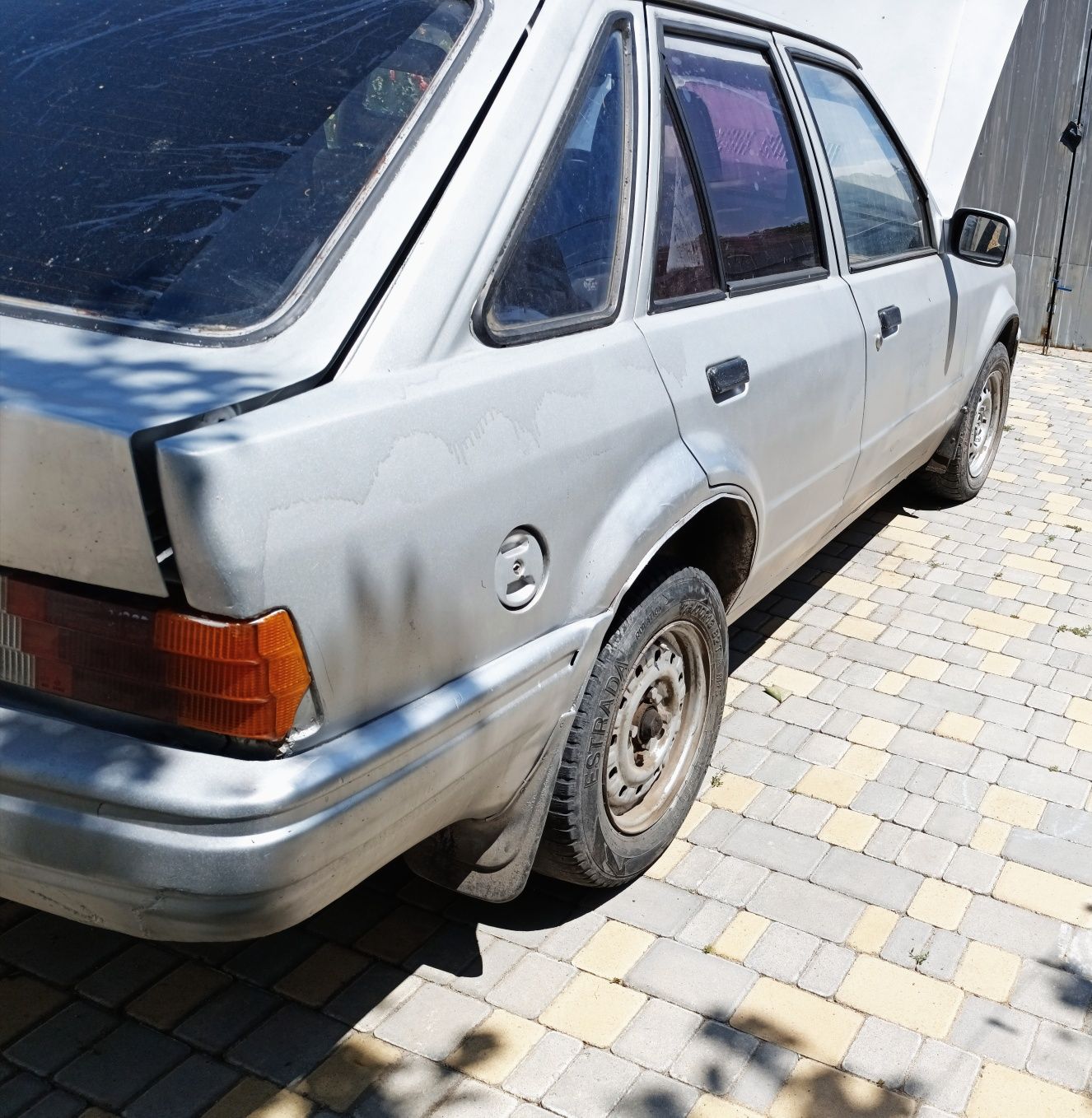Продам Ford Escord