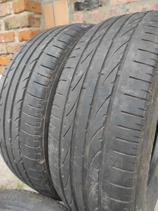 Резина  235 / 65 р 17